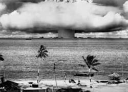 Atombombe über Bikini (U.S. Energie-Ministerium)