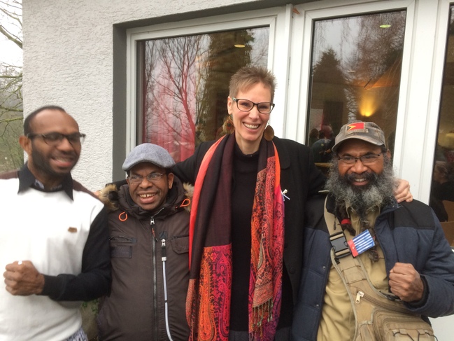 Elisa Sekenyap, Ibrahim Peyon, Julia Ratzmann und Filep Karma